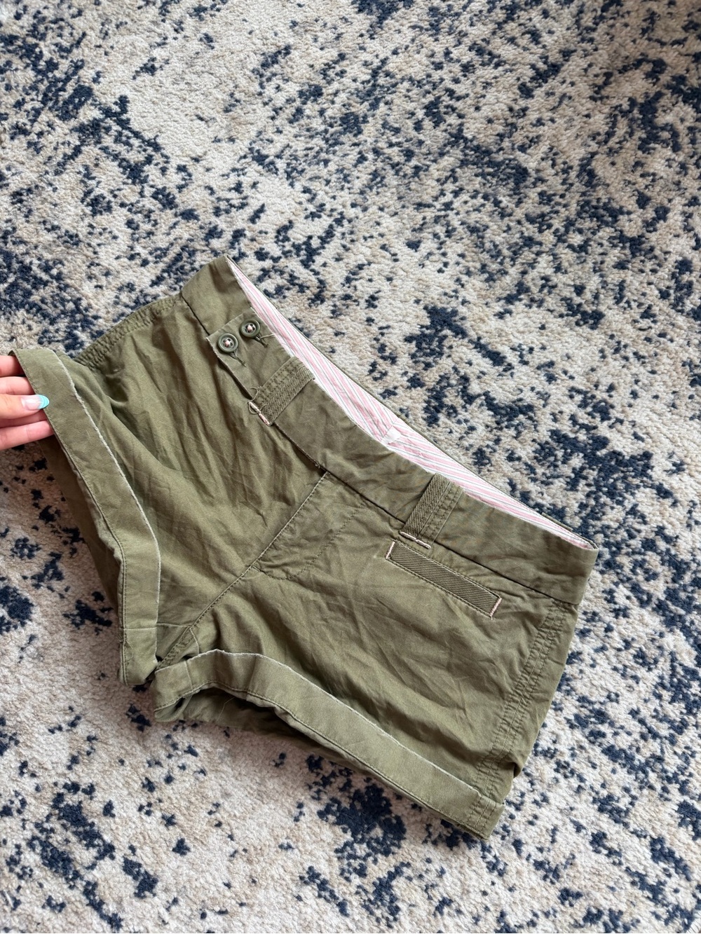 Low rise Olive Green Cotton Cargo Shorts